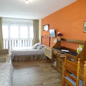 Rebeca Apartamento